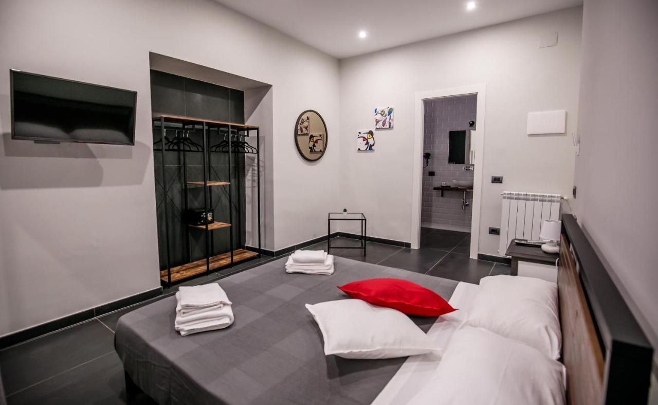 Medusa Cilea Guest House Naples Exterior photo