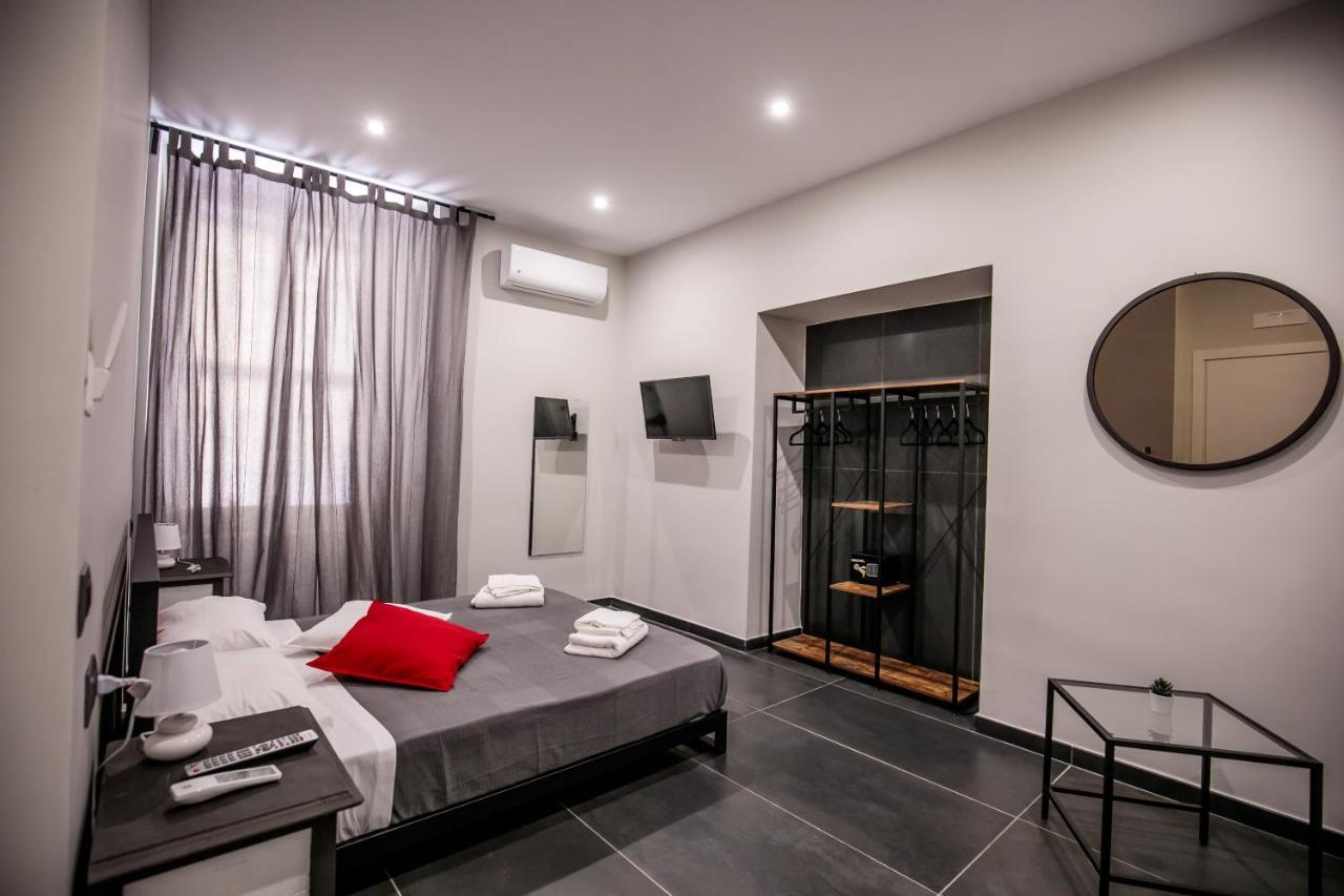 Medusa Cilea Guest House Naples Exterior photo