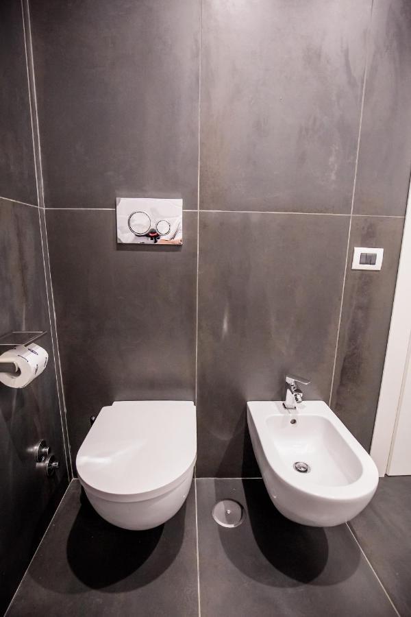 Medusa Cilea Guest House Naples Exterior photo